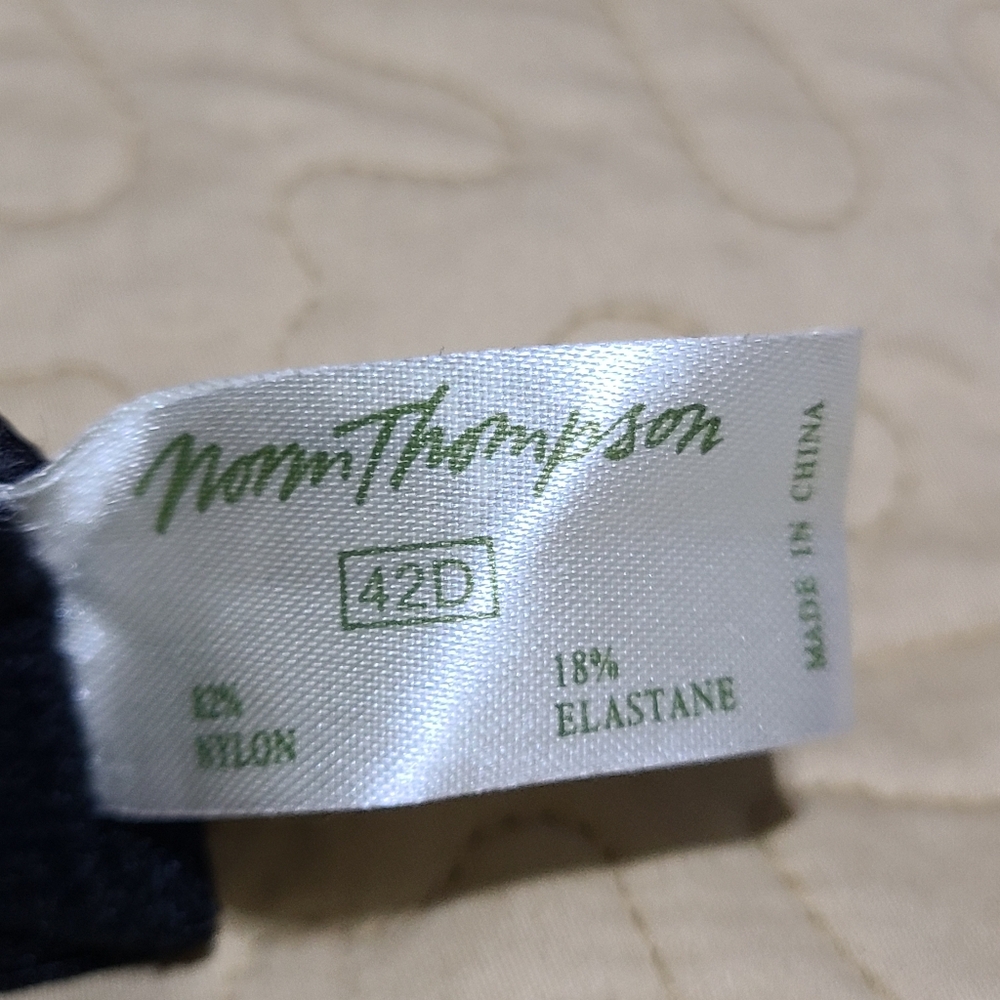 Mom Thompson swim tank with built in bra size 42D - Picture 6 of 8